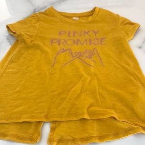 || Kids Yellow old navy tee ||